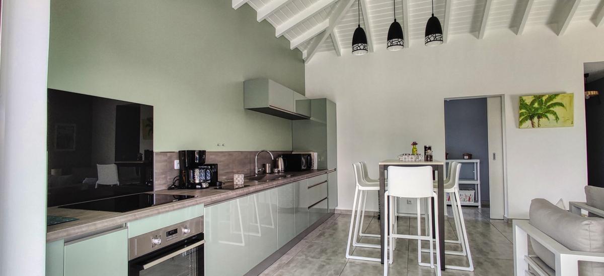 4_Location villa avec piscine Saint François guadeloupe - cuisine